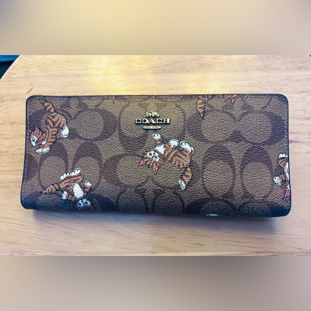 Coach Dancing Kitten Ling Snap Wallet